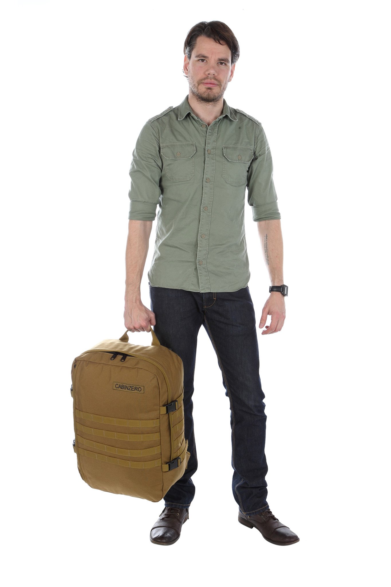CabinZero Military Black 44L